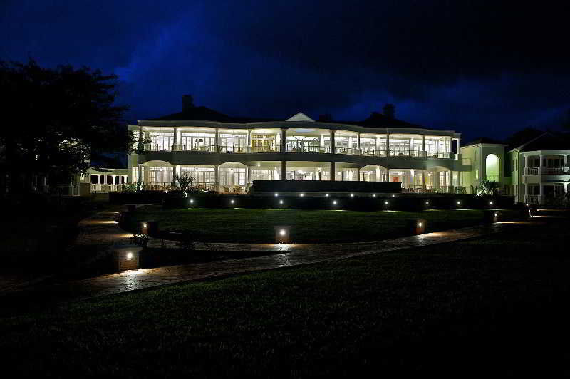 Hemingways Nairobi Hotel Exterior photo